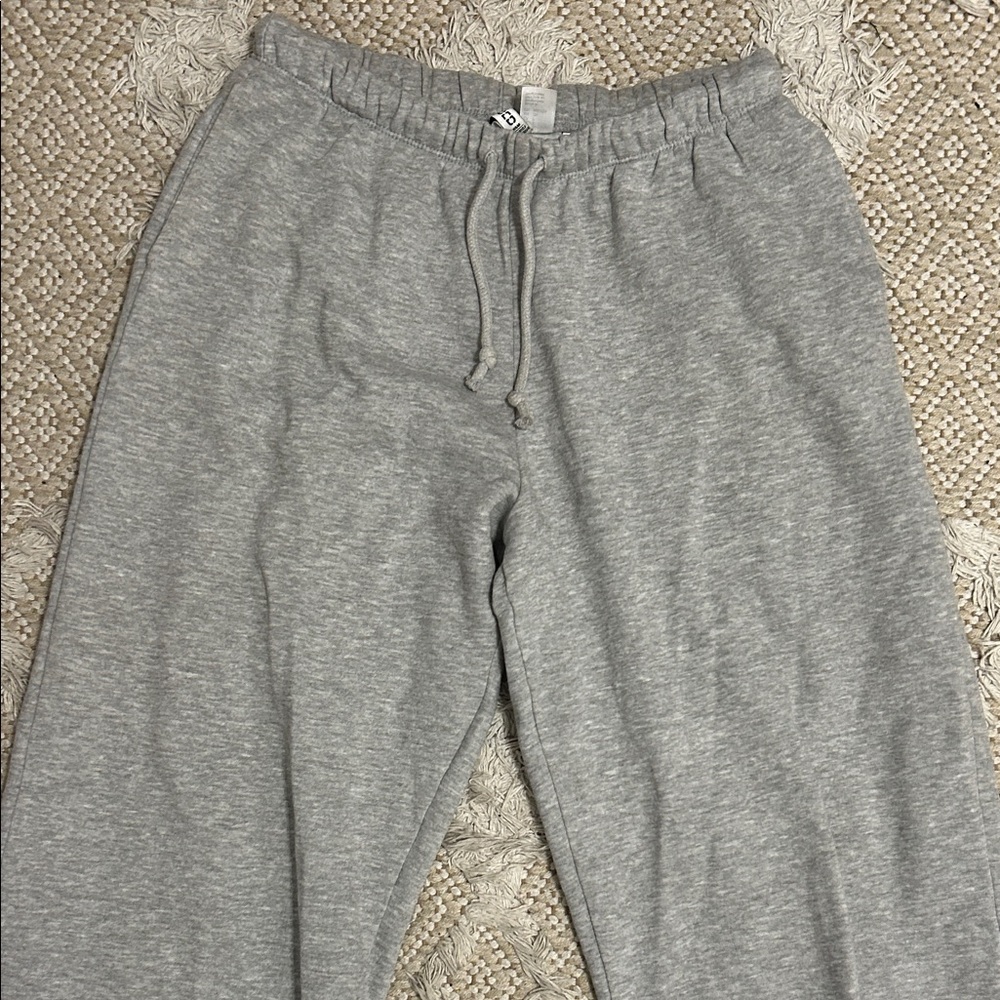 H&M Heather Gray wide leg sweat pants